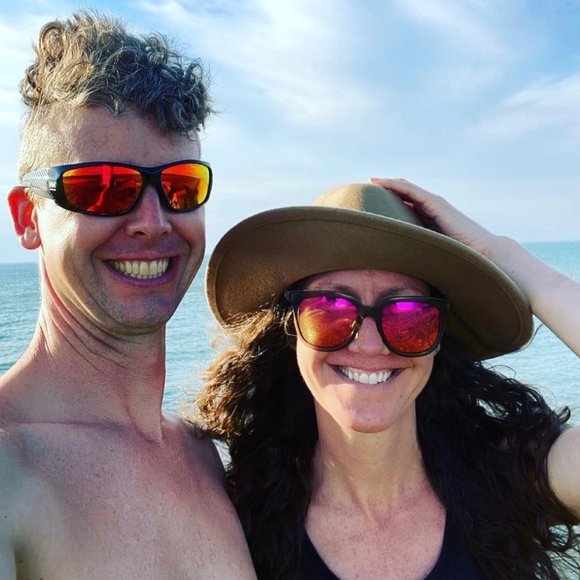 Meet your Posher, Lisa - Picture 1 of 1